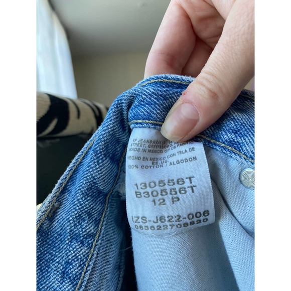vintage y2k light wash Riders jeans, petite 12 (fits like a 30/31 S) - Picture 11 of 11